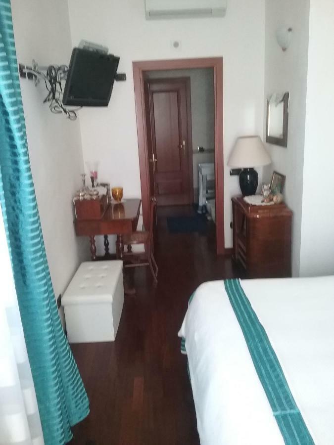 Stella Hotel กวาร์ตู ซานเตเลนา ภายนอก รูปภาพ